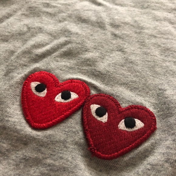 NEW Cdg Gray Shirt Red Hearts T Shirt Rep - Picture 2 of 3